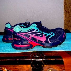 Nike Air Max women’s size 10